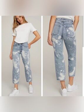 Good American Good Vintage Release High Waist Bleach Acid Wash Jeans.